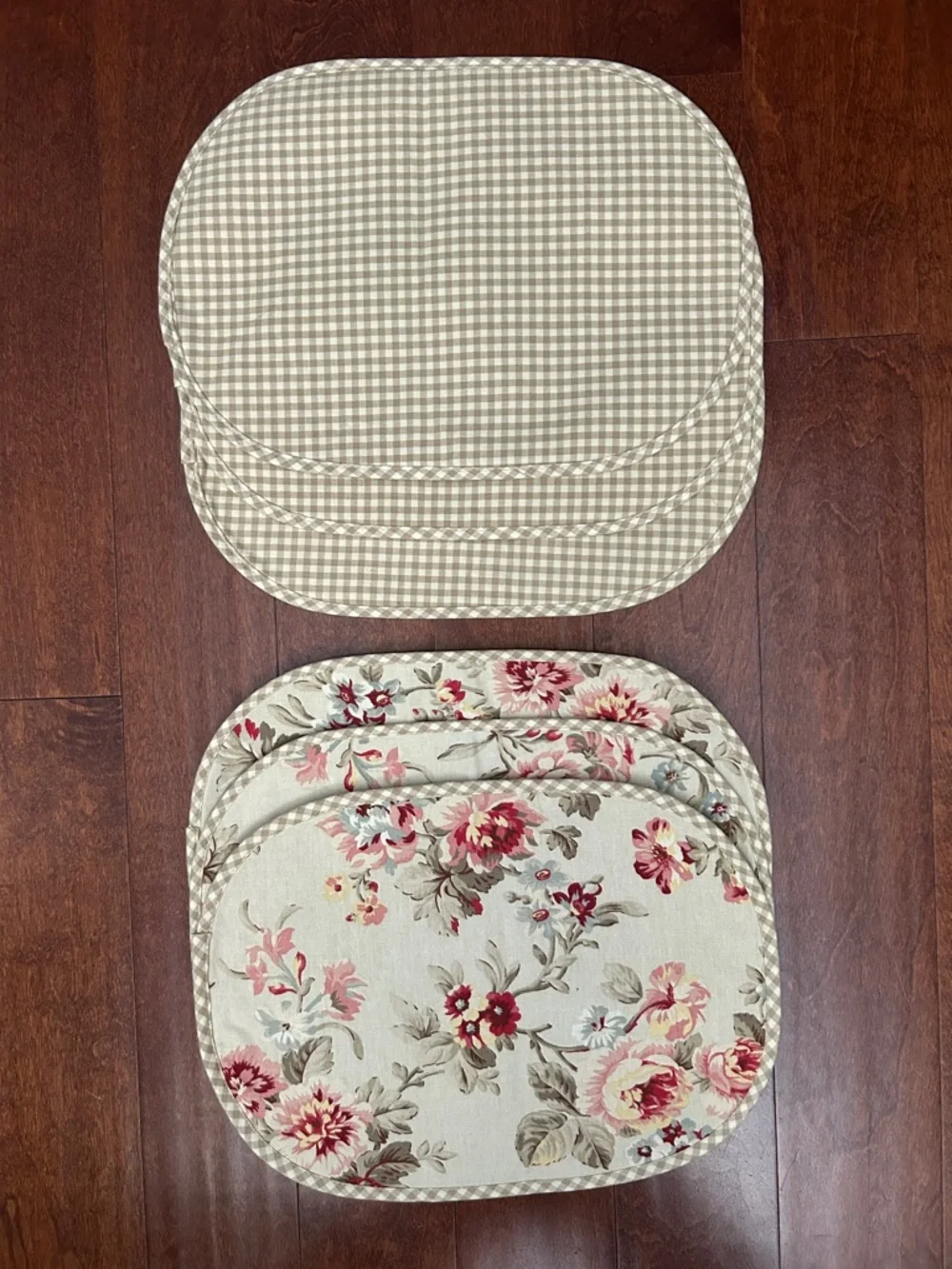 Reversible Shabby Chic Floral and Gingham Quilted Fabric Placemats, Set of Six
